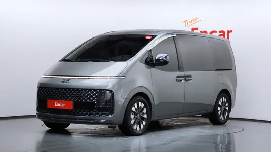 Hyundai Staria 4WD 9 2022