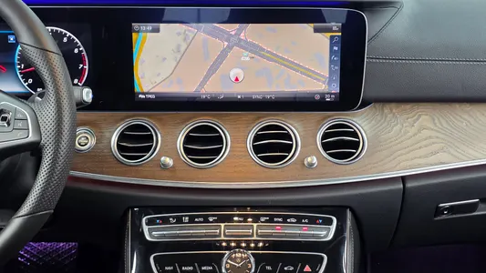 Mercedes-Benz E-Class W213 E300 4MATIC 2018 14