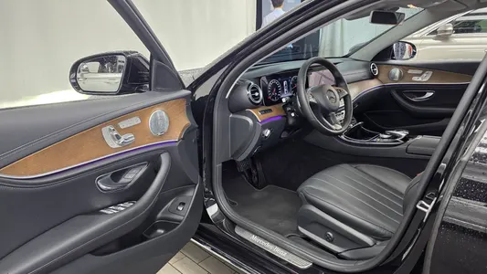 Mercedes-Benz E-Class W213 E300 4MATIC 2018 10