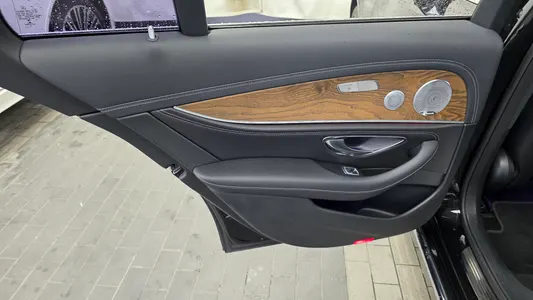 Mercedes-Benz E-Class W213 E300 4MATIC 2018 25