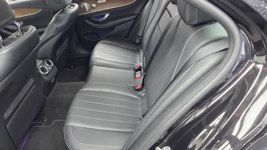 Mercedes-Benz E-Class W213 E300 4MATIC 2018 26
