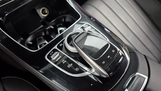 Mercedes-Benz E-Class W213 E300 4MATIC 2018 28