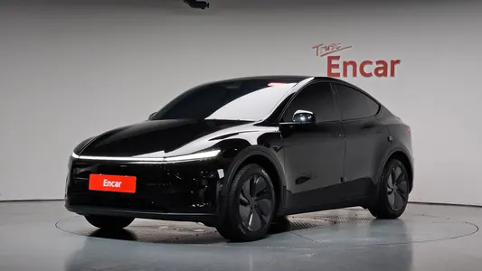 Tesla Y RWD 2025