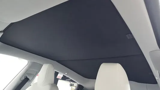 Tesla Y RWD 2025 17