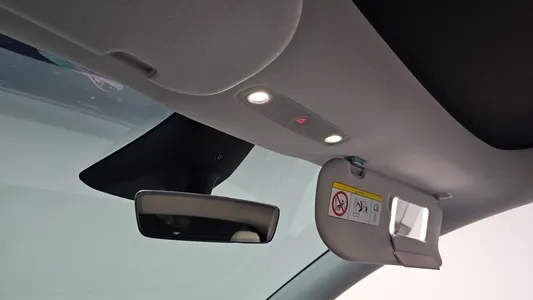 Tesla Y RWD 2025 18