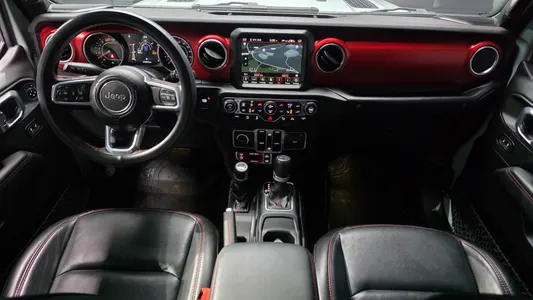 Jeep (JL) 2.0 4 2023 7