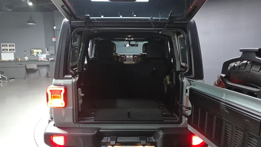 Jeep (JL) 2.0 4 2023 20