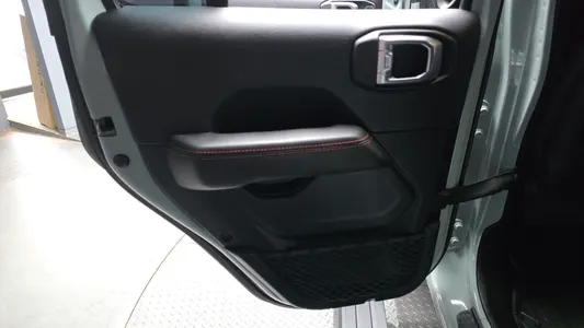Jeep (JL) 2.0 4 2023 25