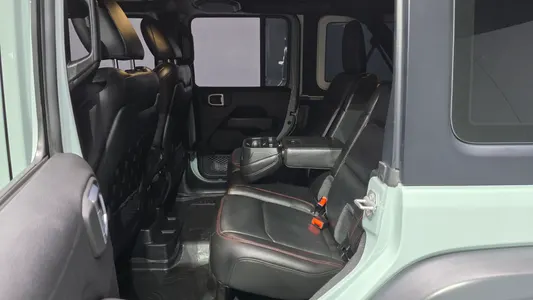 Jeep (JL) 2.0 4 2023 26