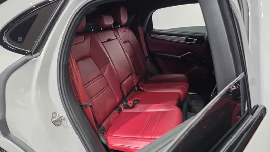 Porsche (PO536) 3.0 2023 12