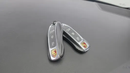 Porsche (PO536) 3.0 2023 17