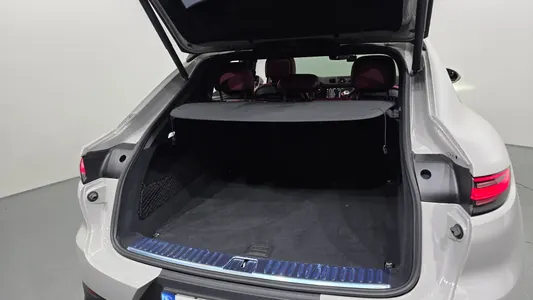 Porsche (PO536) 3.0 2023 19