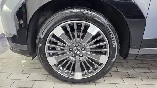 Hyundai (MX5) HEV 1.6 4WD 2023 5