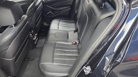 BMW 5 Series (G30) 520d xDrive M 2018 26
