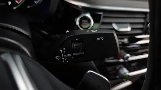 BMW 5 Series (G30) 520d xDrive M 2018 28