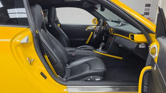 Porsche 911 S 2009 11