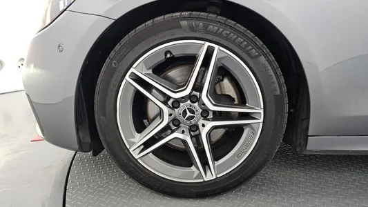 Mercedes-Benz E-Class W213 E250 AMG Line 2022 5