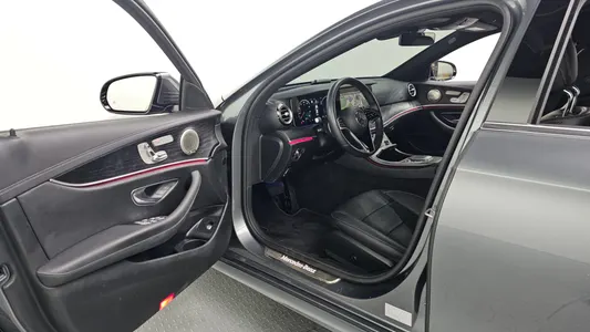 Mercedes-Benz E-Class W213 E250 AMG Line 2022 10