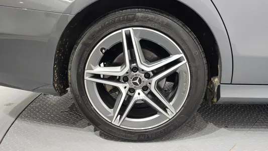 Mercedes-Benz E-Class W213 E250 AMG Line 2022 21