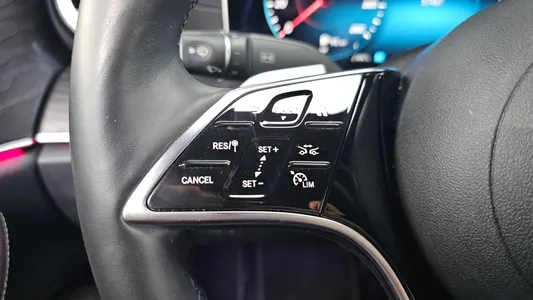 Mercedes-Benz E-Class W213 E250 AMG Line 2022 36