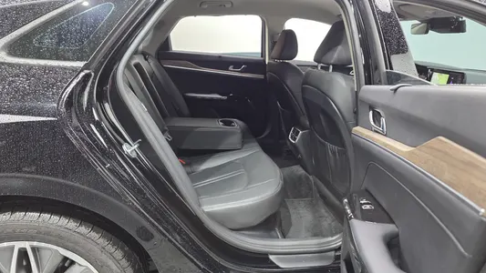 Kia K5 3 2023 11