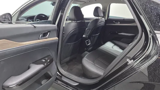 Kia K5 3 2023 12