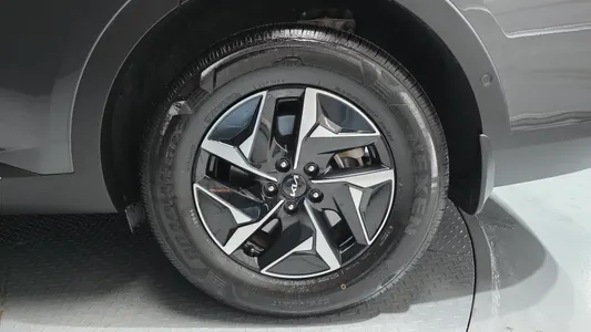 Kia 4 HEV 1.6 2WD 2023 21