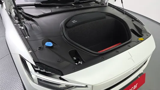 Polestar 2 2025 6