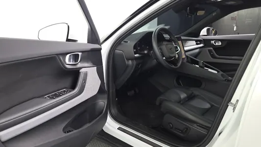 Polestar 2 2025 10