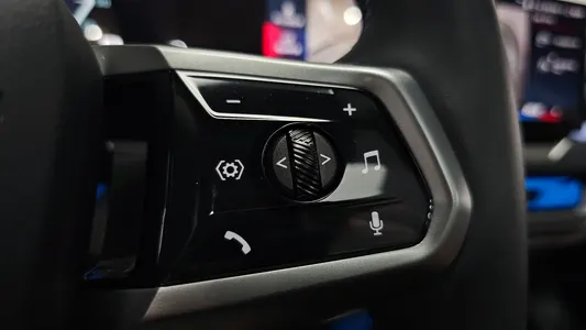 BMW i5 (G60) M60 xDrive 2025 32