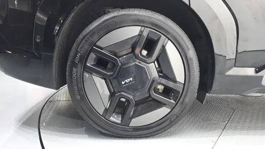 Kia EV9 4WD 2023 5