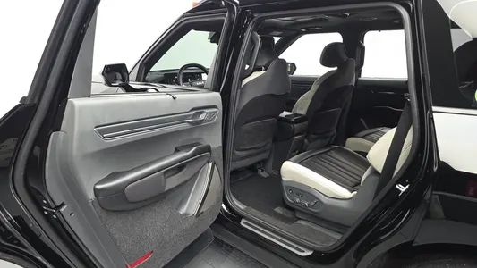 Kia EV9 4WD 2023 26