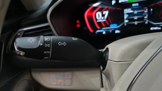 Genesis G70 2.0T AWD 2020 27