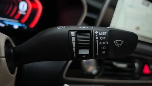 Genesis G70 2.0T AWD 2020 28