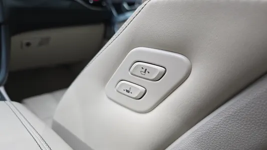 Genesis G70 2.0T AWD 2020 29