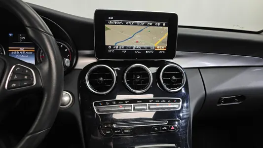 Mercedes-Benz C-Class W205 C200 2018 12