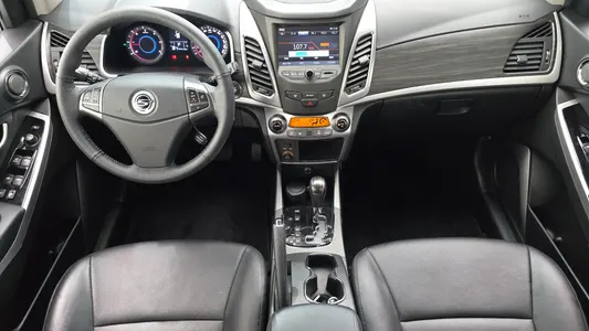 KG Mobility C 2.2 RX 2WD 2015 7