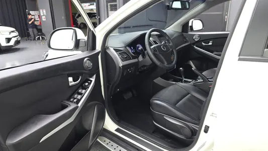 KG Mobility C 2.2 RX 2WD 2015 10