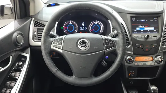 KG Mobility C 2.2 RX 2WD 2015 16