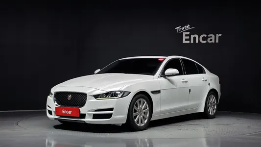 Jaguar XE 20t 2018