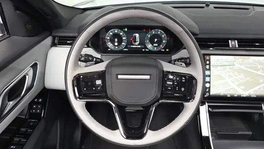 Land Rover 레인지로버 벨라 2.0 P250 SE 2026 13