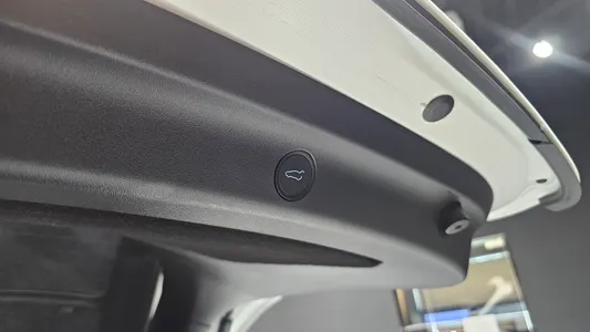 Tesla Y AWD 2021 20