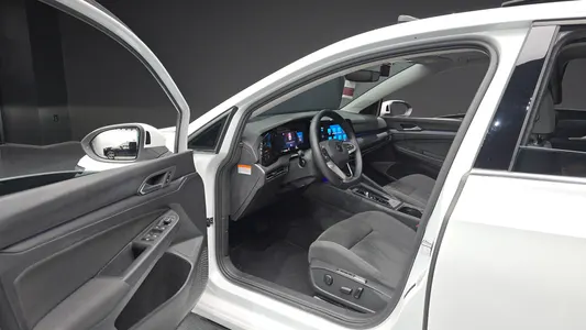 Volkswagen 8 2.0 TDI 2022 9