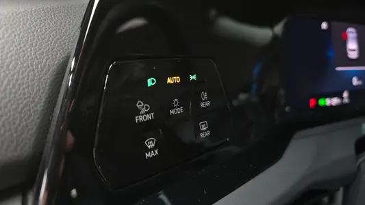 Volkswagen 8 2.0 TDI 2022 29
