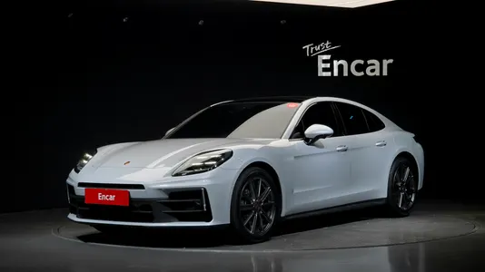 Porsche (976) 2.9 AWD 2025