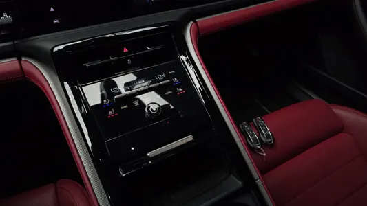 Porsche (976) 2.9 AWD 2025 31