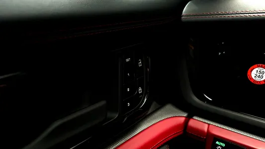 Porsche (976) 2.9 AWD 2025 30