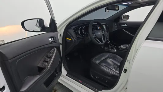 Kia K5 LPI 2011 10