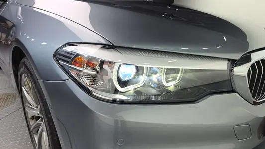 BMW 5 Series (G30) 520i 2018 22