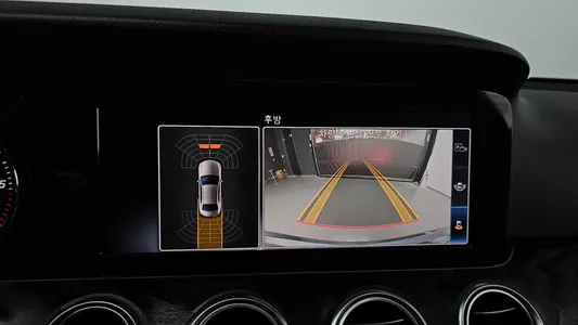 Mercedes-Benz E-Class W213 E220d 2019 15